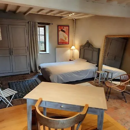 Le Clos De La Fuie, La Perriere, Perche * La Perrière