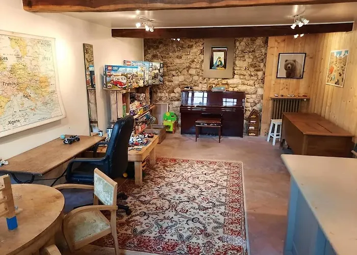 Le Clos De La Fuie, La Perrière, Perche Hébergement de vacances