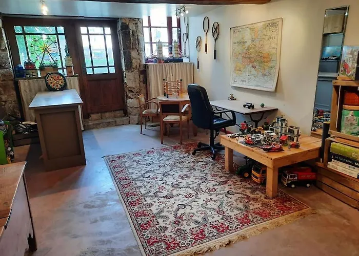 Le Clos De La Fuie, La Perrière, Perche Hébergement de vacances La Perrière